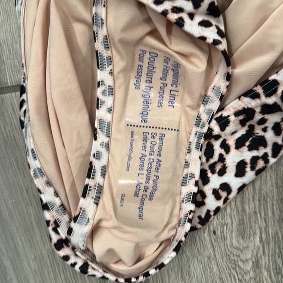 Sexy Victoria secrets m forever cheetah print XXL SWIMSUIT 😍 - Picture 3 of 4